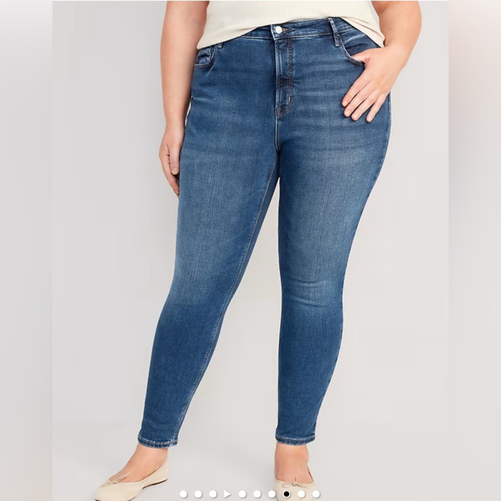 Old Navy High-Rise Rockstar Super Skinny Dark Wash with Distress Jeans -size 16
